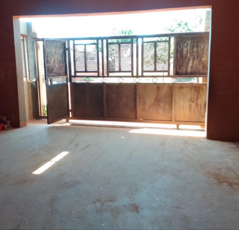 8 Bedroom Property for Sale in Mapleton A H Gauteng