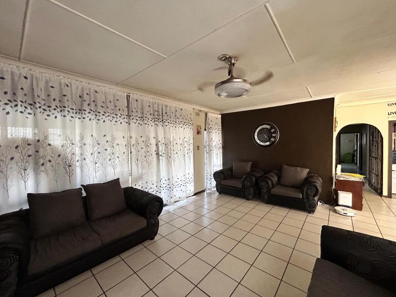 5 Bedroom Property for Sale in Brenthurst Gauteng