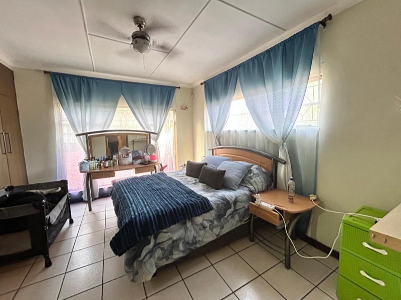 5 Bedroom Property for Sale in Brenthurst Gauteng