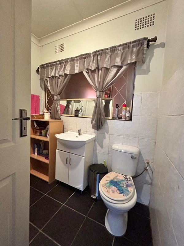 5 Bedroom Property for Sale in Brenthurst Gauteng