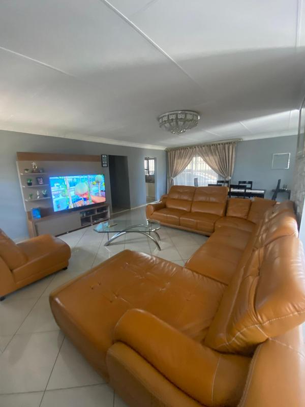 3 Bedroom Property for Sale in Geluksdal Gauteng