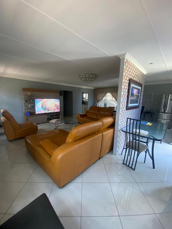 3 Bedroom Property for Sale in Geluksdal Gauteng