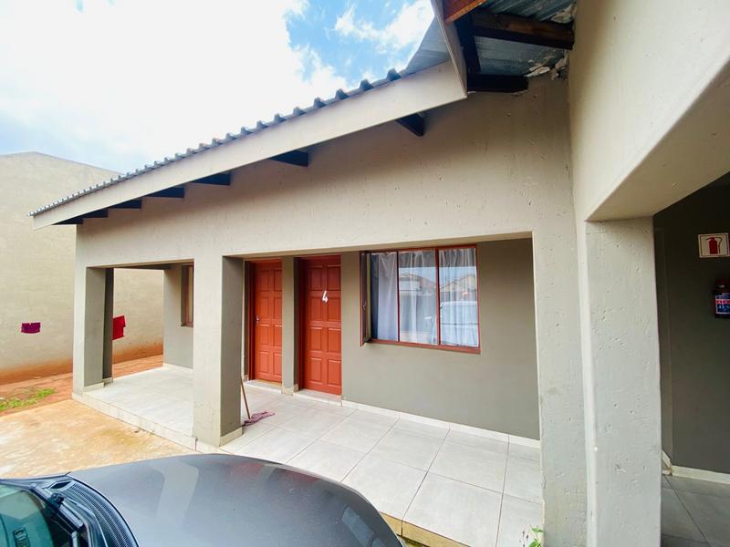 5 Bedroom Property for Sale in Leachville Ext 3 Gauteng