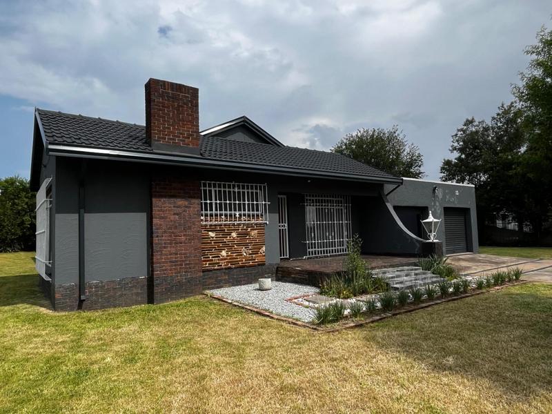 3 Bedroom Property for Sale in Elspark Gauteng