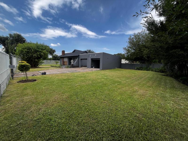 3 Bedroom Property for Sale in Elspark Gauteng