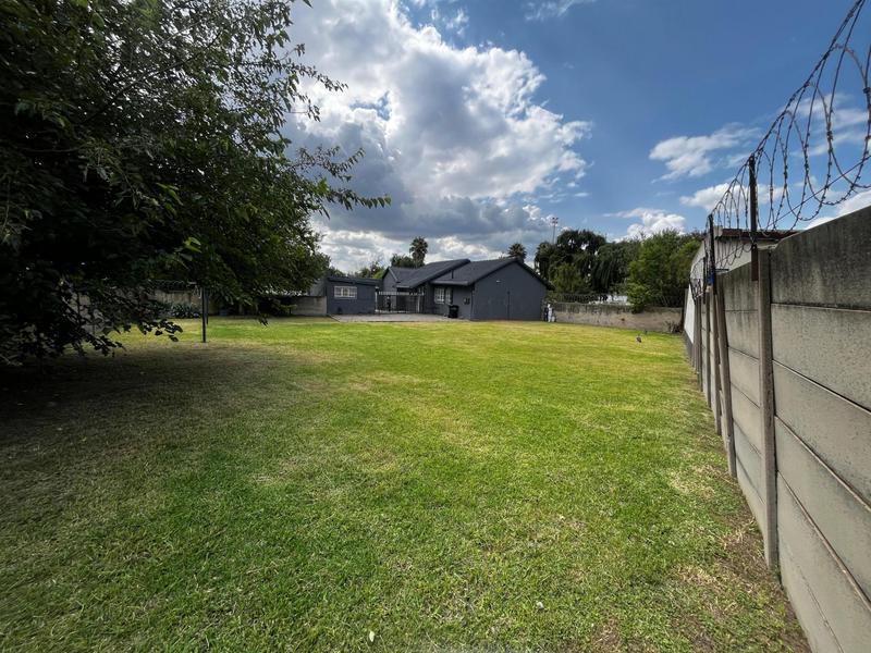 3 Bedroom Property for Sale in Elspark Gauteng