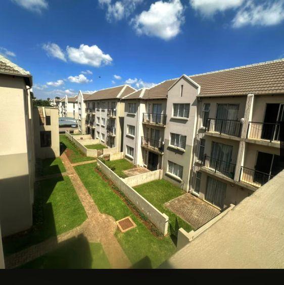 2 Bedroom Property for Sale in Klippoortje Gauteng