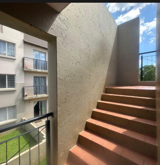 2 Bedroom Property for Sale in Klippoortje Gauteng