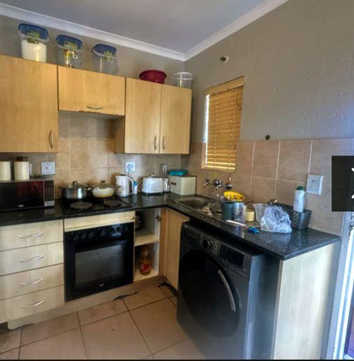 2 Bedroom Property for Sale in Klippoortje Gauteng