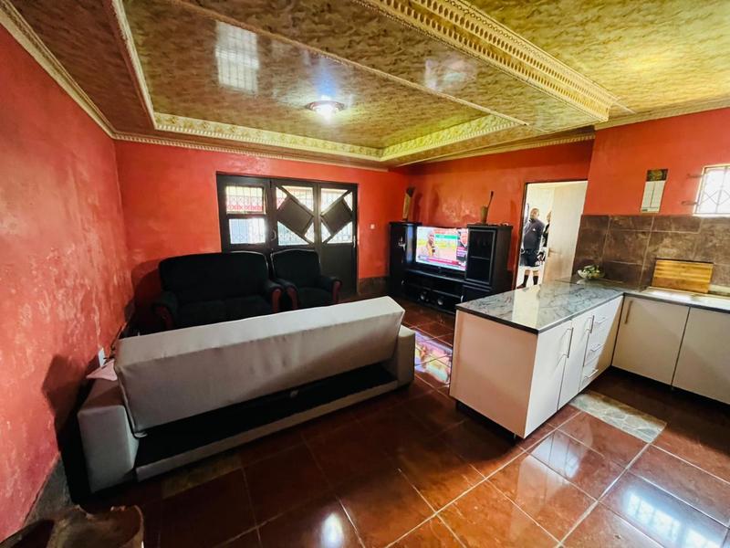 1 Bedroom Property for Sale in Klippoortje Gauteng