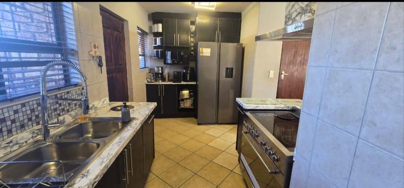 3 Bedroom Property for Sale in Klopperpark Gauteng