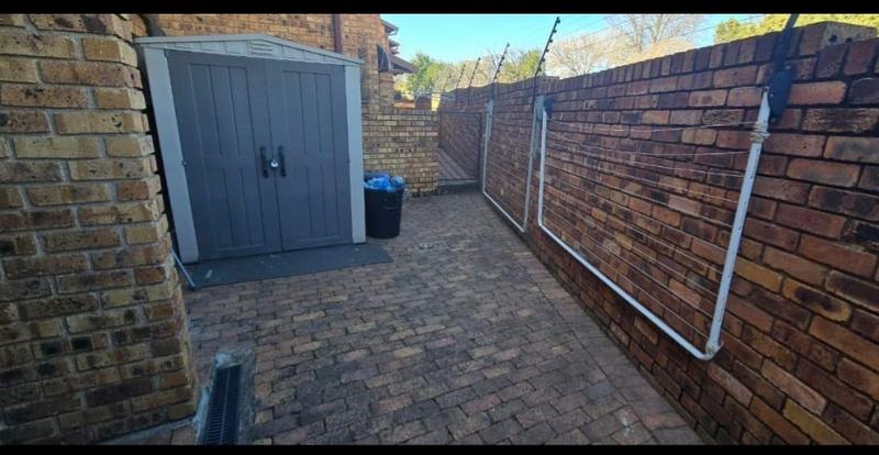 3 Bedroom Property for Sale in Klopperpark Gauteng