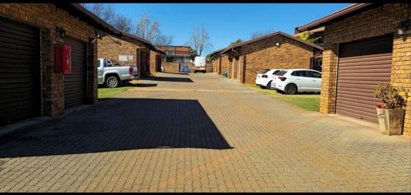 3 Bedroom Property for Sale in Klopperpark Gauteng