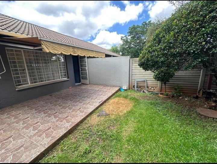 2 Bedroom Property for Sale in Klopperpark Gauteng