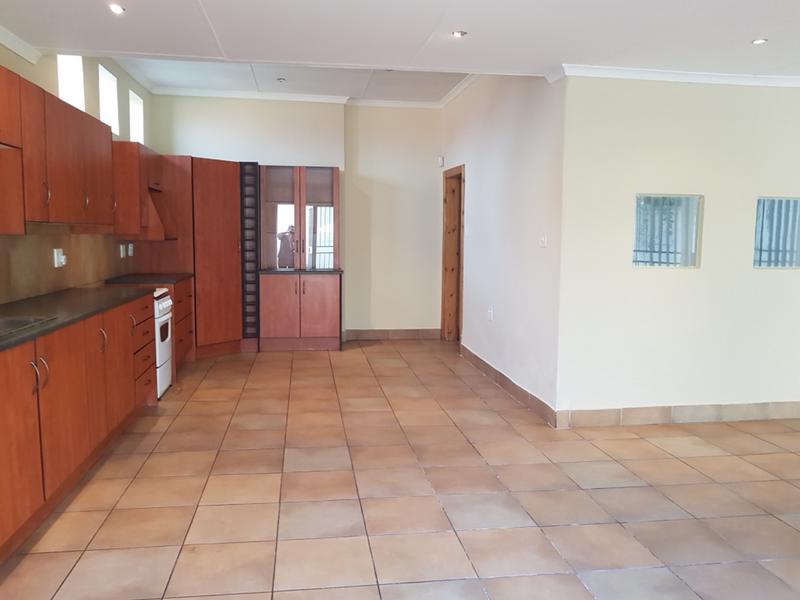 6 Bedroom Property for Sale in Primrose Gauteng