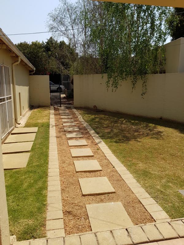 6 Bedroom Property for Sale in Primrose Gauteng