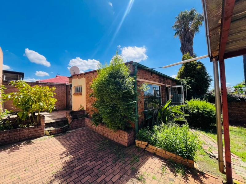 12 Bedroom Property for Sale in Primrose Gauteng