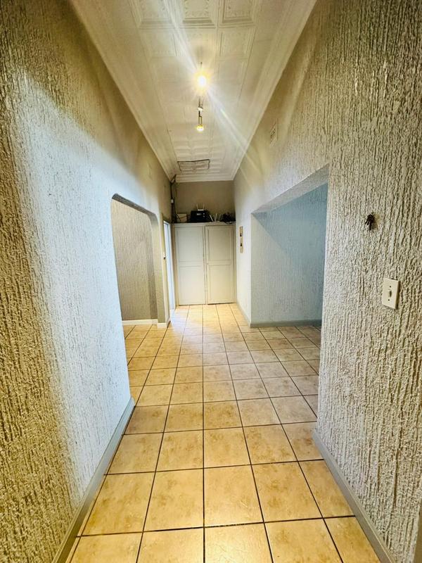 5 Bedroom Property for Sale in Primrose Gauteng