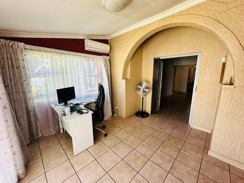 5 Bedroom Property for Sale in Primrose Gauteng