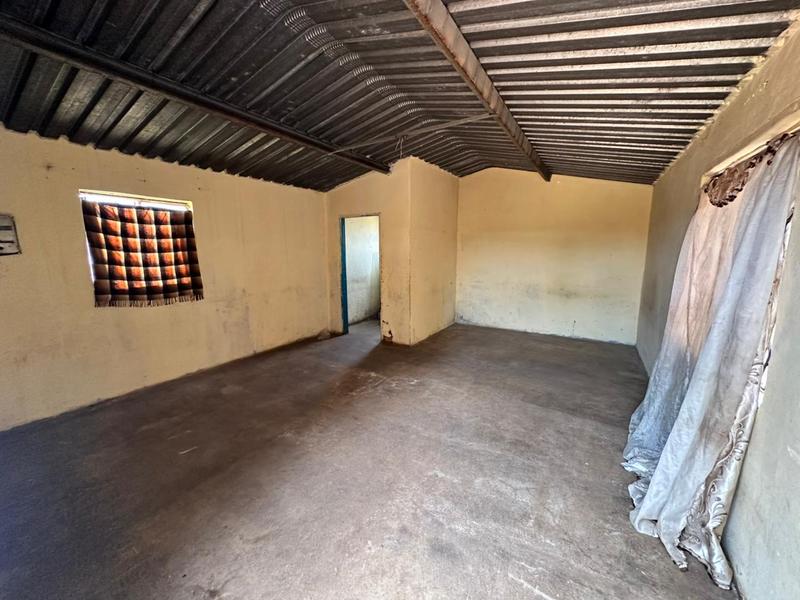 2 Bedroom Property for Sale in Rondebult Gauteng