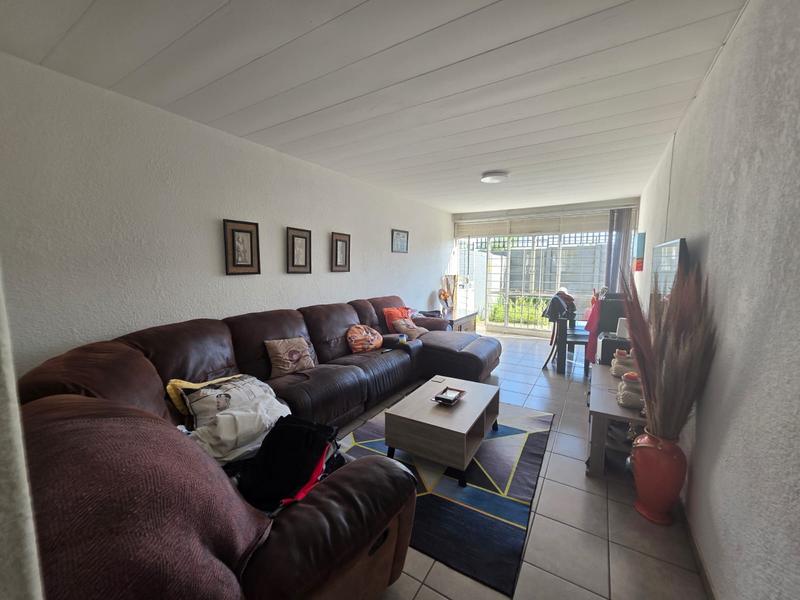 2 Bedroom Property for Sale in Tedstoneville Gauteng