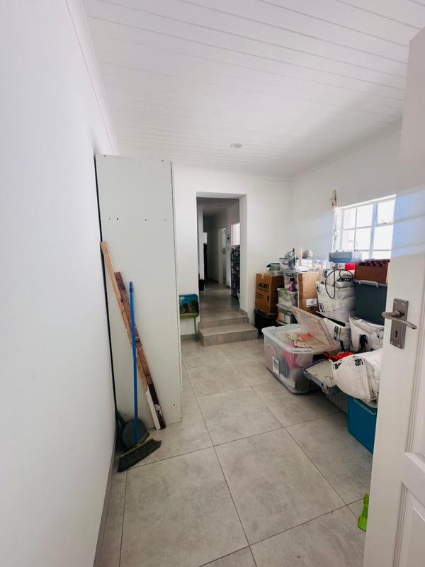 5 Bedroom Property for Sale in Wychwood Gauteng