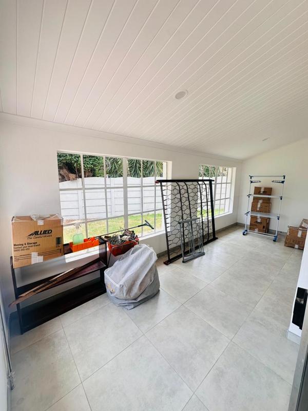 5 Bedroom Property for Sale in Wychwood Gauteng