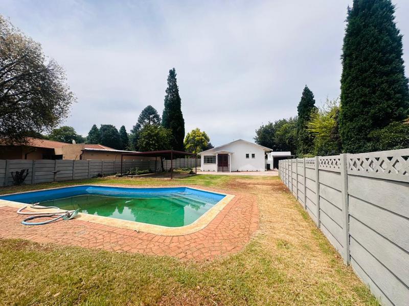 5 Bedroom Property for Sale in Wychwood Gauteng
