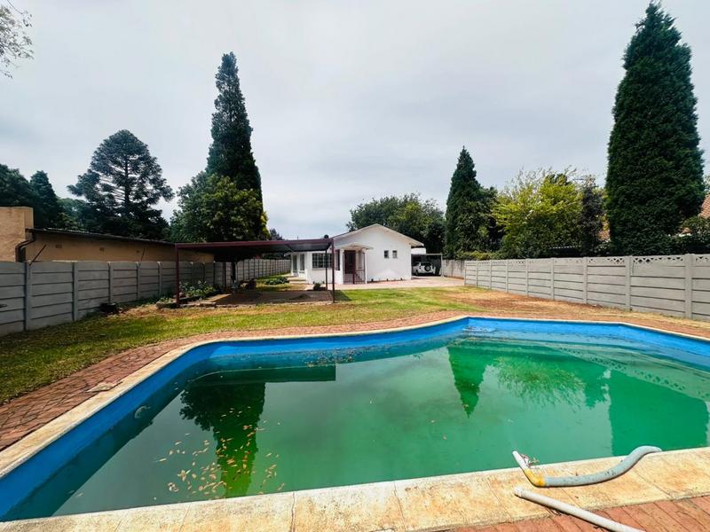 5 Bedroom Property for Sale in Wychwood Gauteng