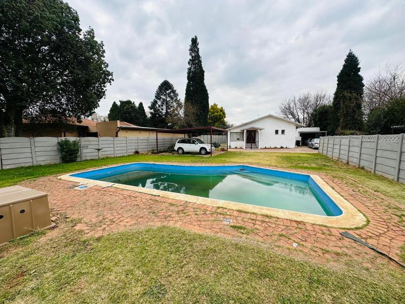 5 Bedroom Property for Sale in Wychwood Gauteng