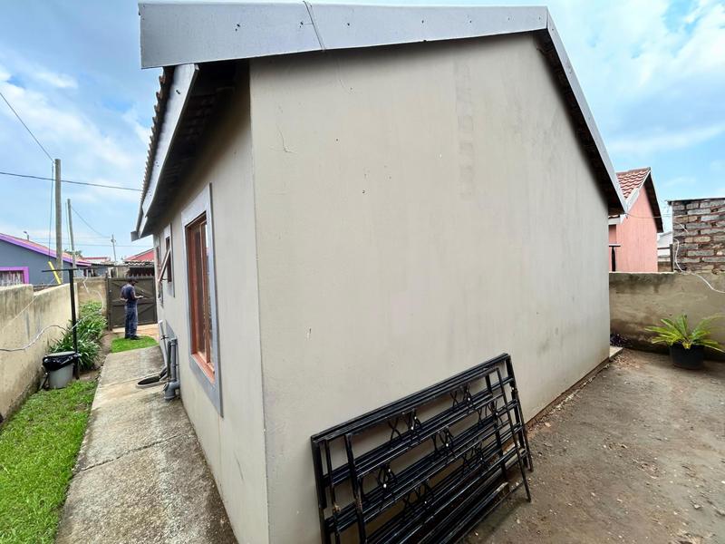 2 Bedroom Property for Sale in Palm Ridge Gauteng