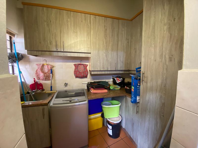 5 Bedroom Property for Sale in Birch Acres Gauteng