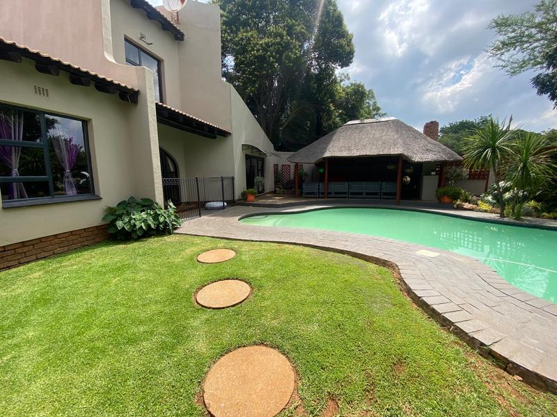 5 Bedroom Property for Sale in Birch Acres Gauteng