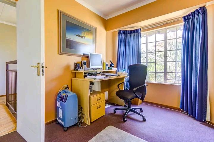 3 Bedroom Property for Sale in Glen Marais Gauteng