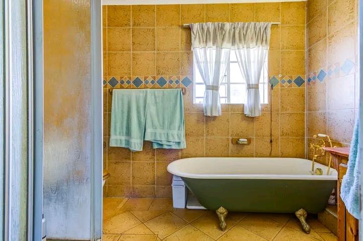 3 Bedroom Property for Sale in Glen Marais Gauteng