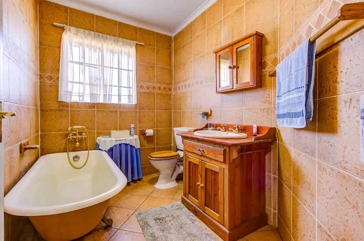 3 Bedroom Property for Sale in Glen Marais Gauteng