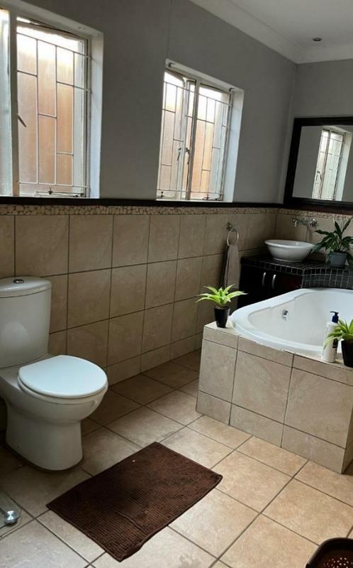 6 Bedroom Property for Sale in Kempton Park Gauteng