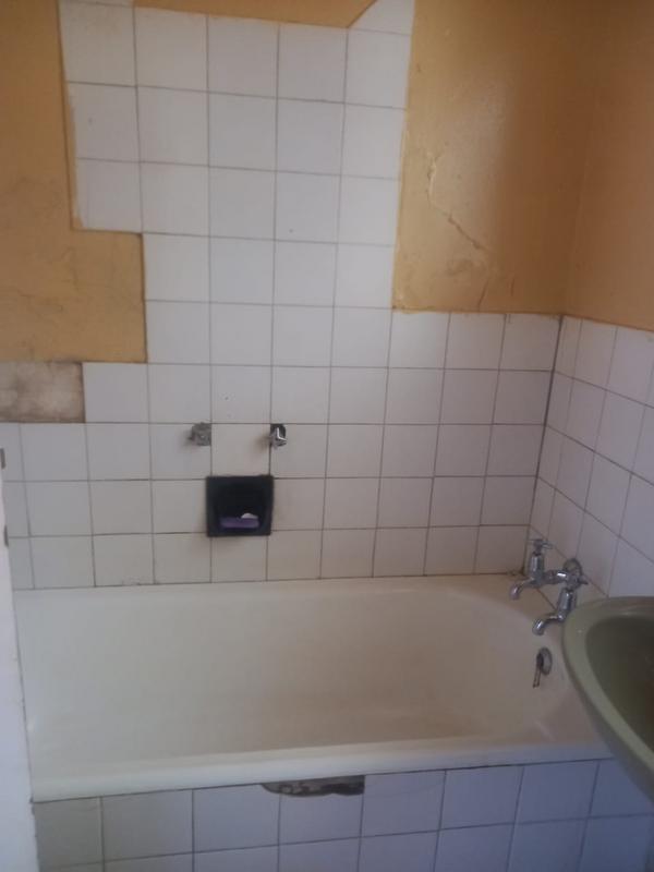 1 Bedroom Property for Sale in Kempton Park Gauteng