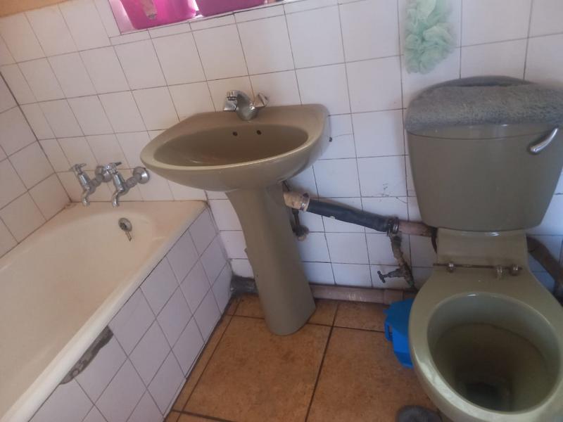 1 Bedroom Property for Sale in Kempton Park Gauteng