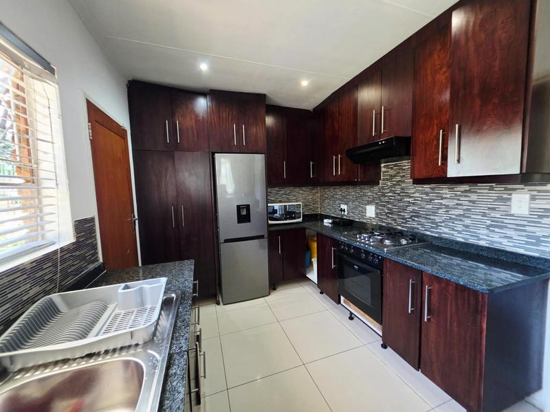 5 Bedroom Property for Sale in Terenure Gauteng