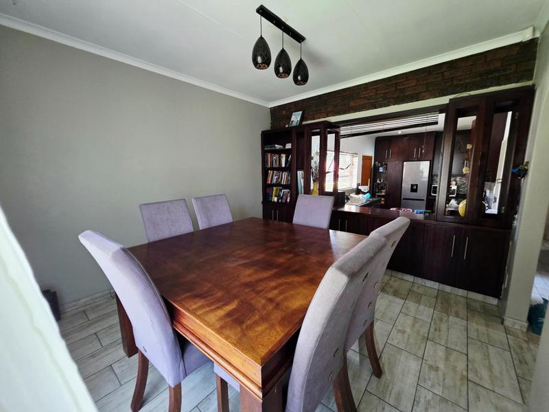 5 Bedroom Property for Sale in Terenure Gauteng