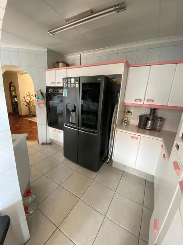 3 Bedroom Property for Sale in Bakerton Gauteng