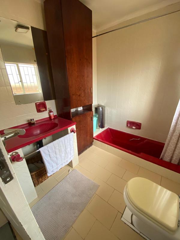 3 Bedroom Property for Sale in Bakerton Gauteng