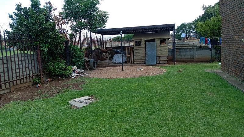 4 Bedroom Property for Sale in Bakerton Gauteng