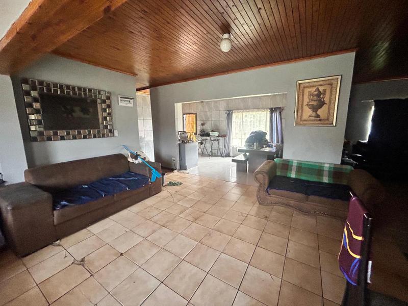 3 Bedroom Property for Sale in Dersley Gauteng