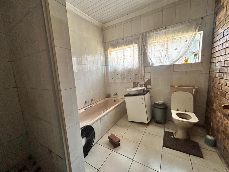 3 Bedroom Property for Sale in Dersley Gauteng