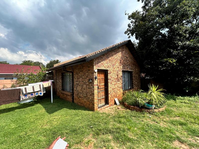 3 Bedroom Property for Sale in Dersley Gauteng