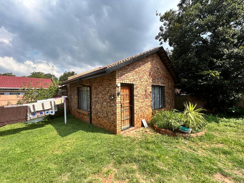 3 Bedroom Property for Sale in Dersley Gauteng