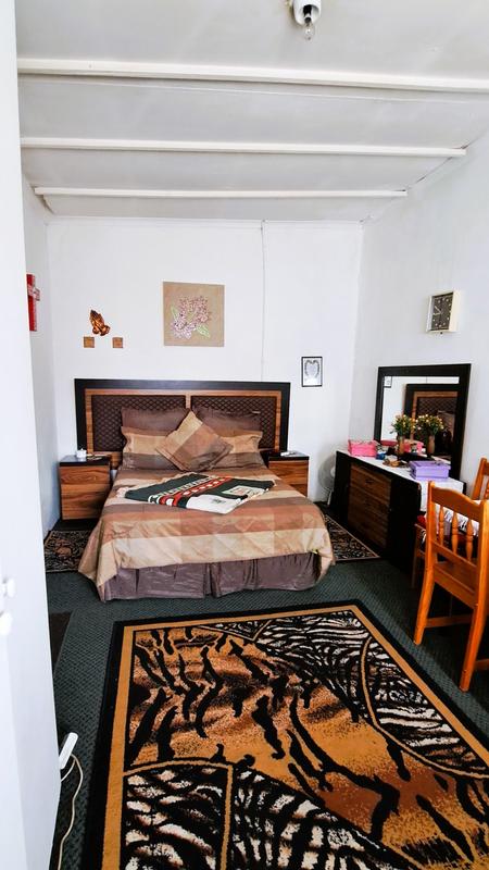 7 Bedroom Property for Sale in Geduld Gauteng