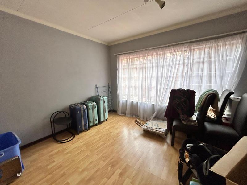 4 Bedroom Property for Sale in Selcourt Gauteng